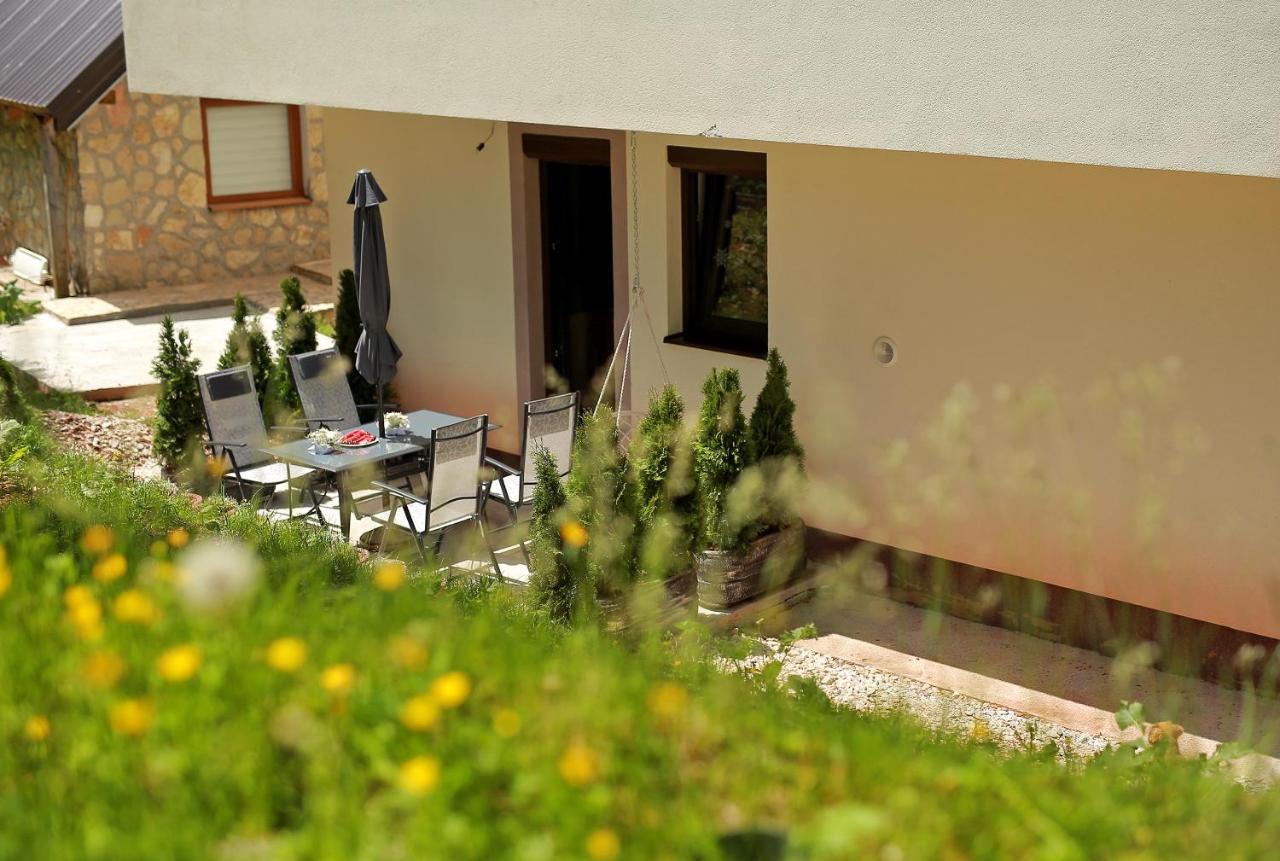 Apartman Kutak ヤホリナ エクステリア 写真
