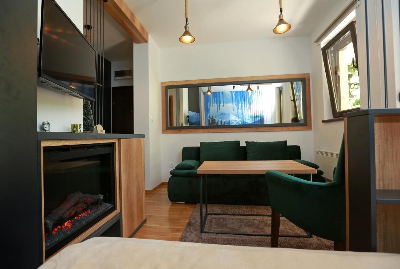 Apartman Kutak ヤホリナ エクステリア 写真